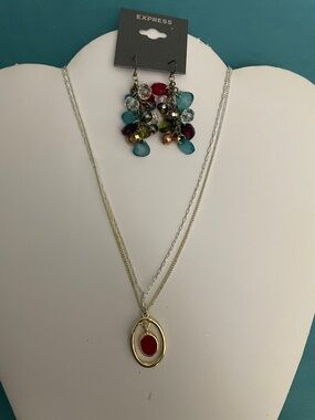 New Red and Silver-Tone Oval Pendant double chain Necklace and Express Earning